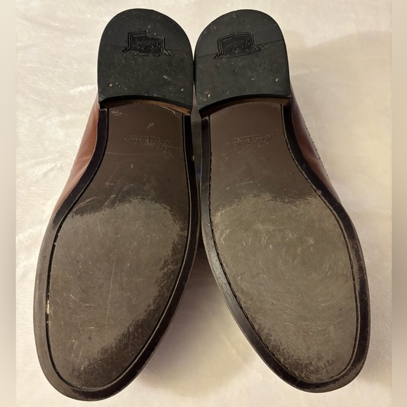 Florsheim Crocodile Pattern Brown Loafers - Picture 6 of 10